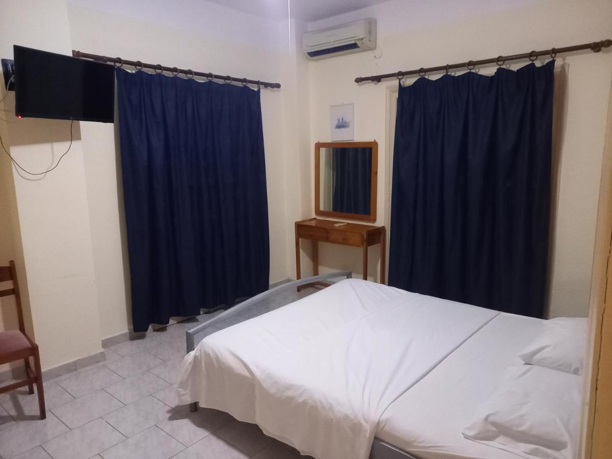 Dionisis Apartments Agia Efimia Eksteriør billede