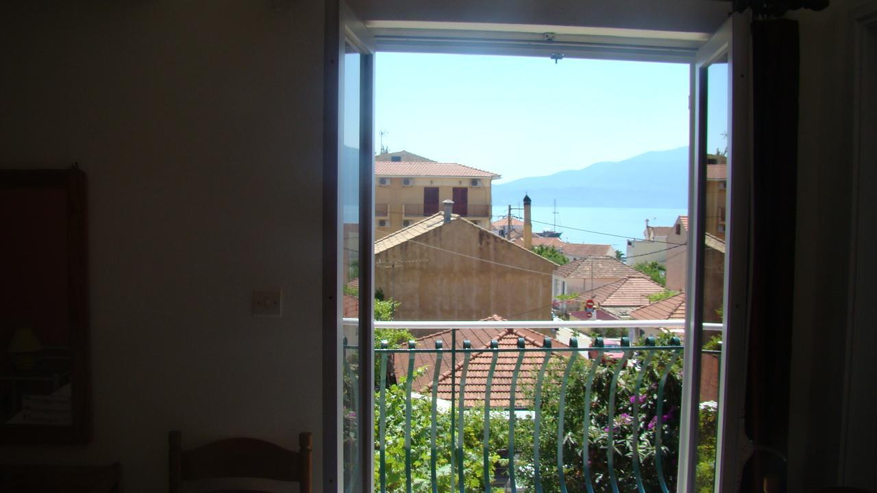 Dionisis Apartments Agia Efimia Eksteriør billede